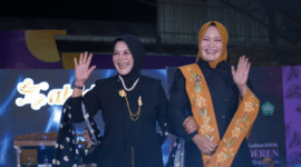 Dalam semarak peringatan Hari Kartini, Gabungan Organisasi Wanita (GOW) Bojonegoro menggelar Fashion Show Batik Kebaya Modern di Gofun Entertainmen Sabtu, 03 Mei 2025